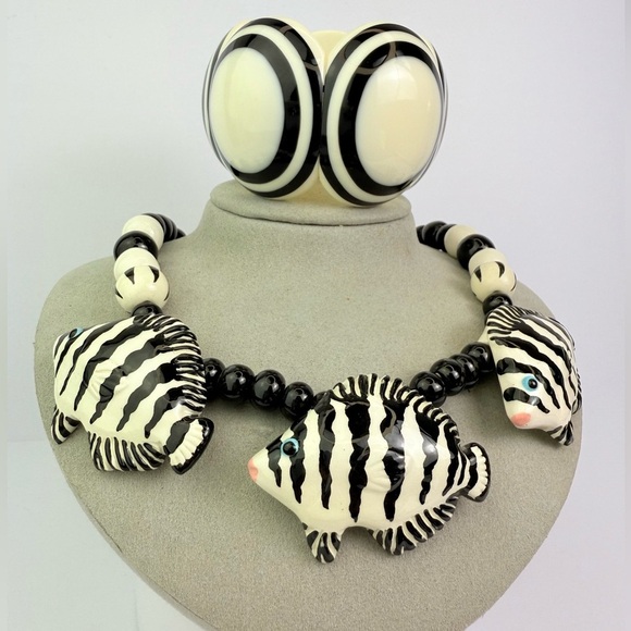 Flying Colors ceramic fish necklace paired- french vtg Marion Godard bracelet - Picture 4 of 10